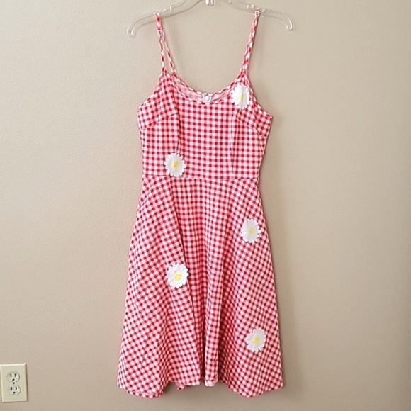 Voodoo Vixen Dresses & Skirts - Voodoo Vixen Red White Gingham Daisy Accent Flare Dress - Size Medium